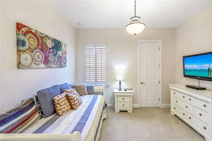 9537  Ironstone  TER, Naples, FL 34120