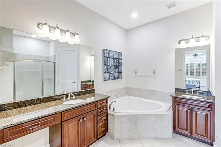 9537  Ironstone  TER, Naples, FL 34120