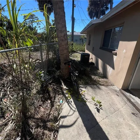 2160 Franklin St, Fort Myers, Florida 33901