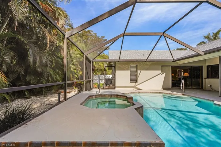 8843 Banyan Cove Cir, Fort Myers Fl 33919