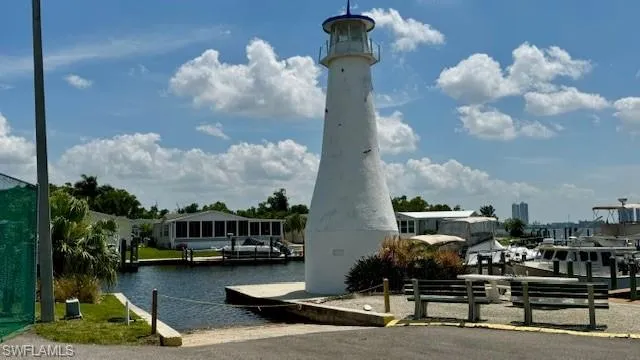 Boat Ramp / Marina