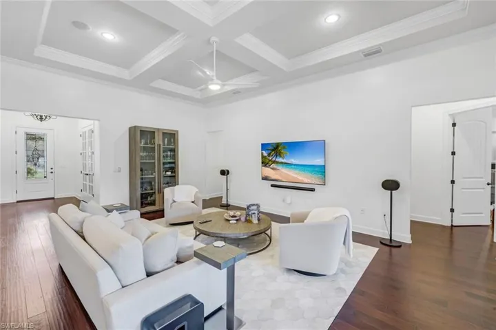 9403 Surfbird Ct, Naples, Florida 34120