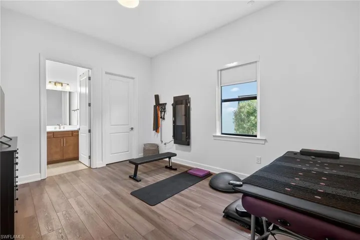 20122  Hartford  BLVD, Estero, FL 33928