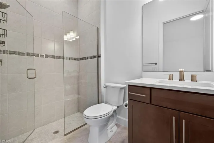20122  Hartford  BLVD, Estero, FL 33928