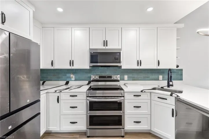 838-840 Rabbit Rd, Sanibel Fl 33957