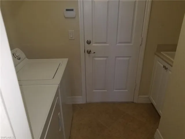 11253 Sparkleberry Dr, Fort Myers, Florida 33913