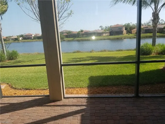 11253 Sparkleberry Dr, Fort Myers, Florida 33913