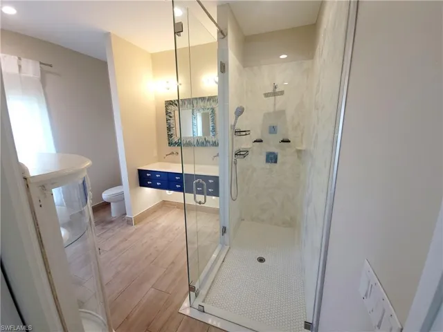 612  Kingsbury E ST, Lehigh Acres, FL 33974