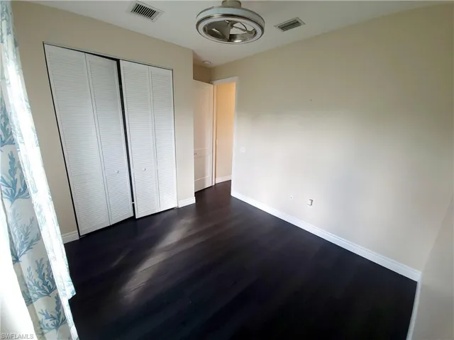 612  Kingsbury E ST, Lehigh Acres, FL 33974