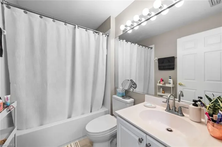 10135  Colonial Country Club  BLVD, Fort Myers, FL 33913