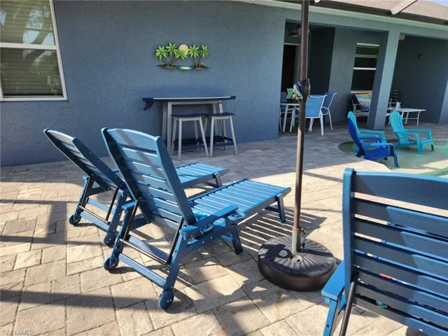 View of patio / terrace with outdoor dining space