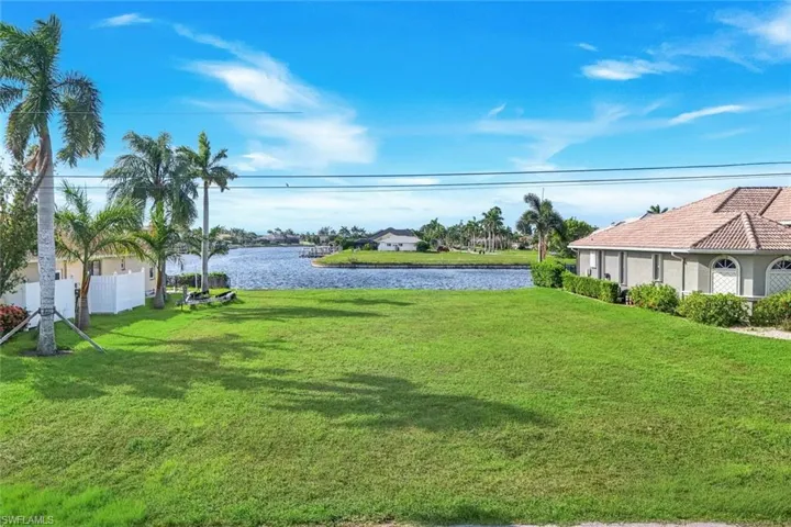 2834 Sw 30th St, Cape Coral, Florida 33914