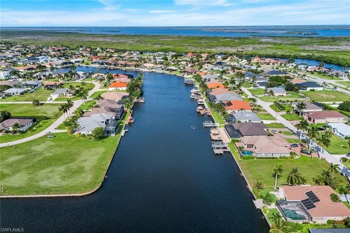 2834 Sw 30th St, Cape Coral, Florida 33914
