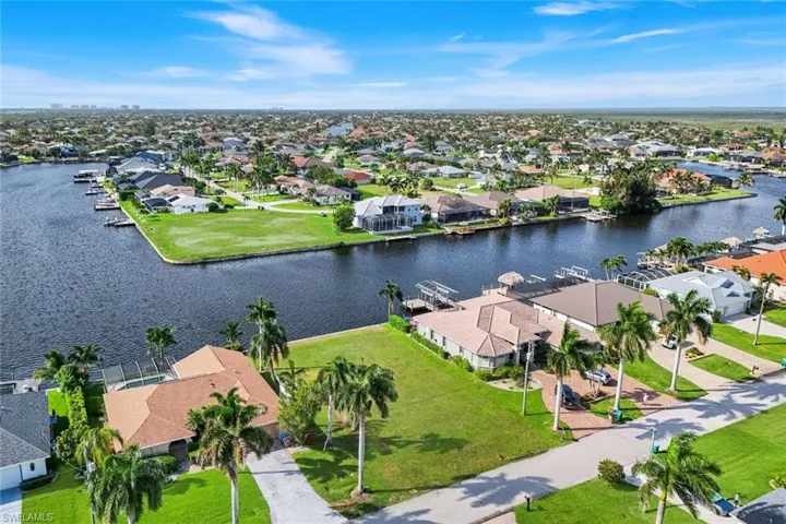 2834 Sw 30th St, Cape Coral, Florida 33914