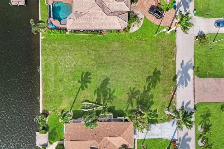 2834 Sw 30th St, Cape Coral, Florida 33914