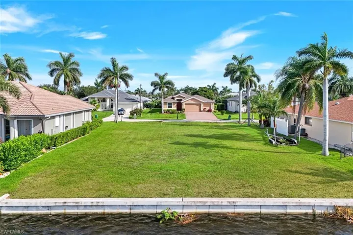 2834 Sw 30th St, Cape Coral, Florida 33914