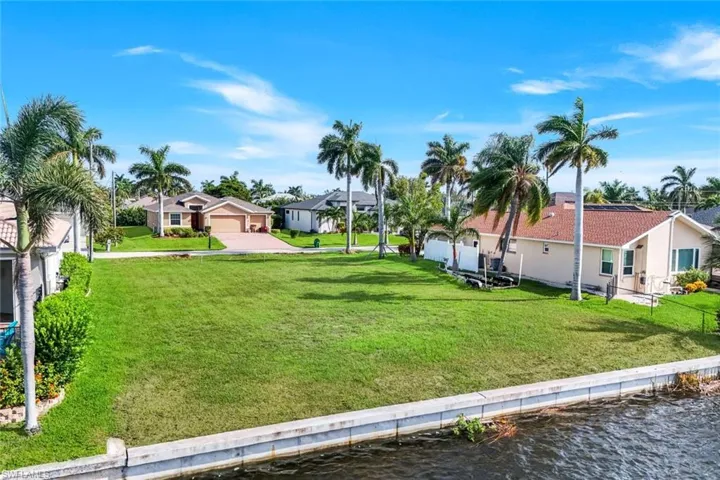 2834 Sw 30th St, Cape Coral, Florida 33914