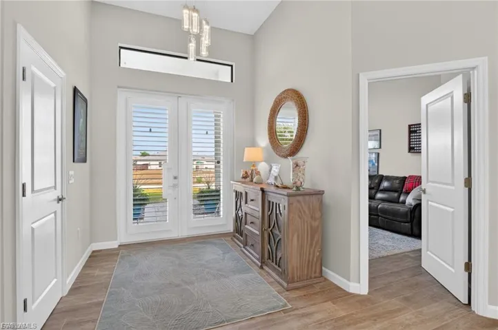230 Ne 18th St, Cape Coral, Florida 33909