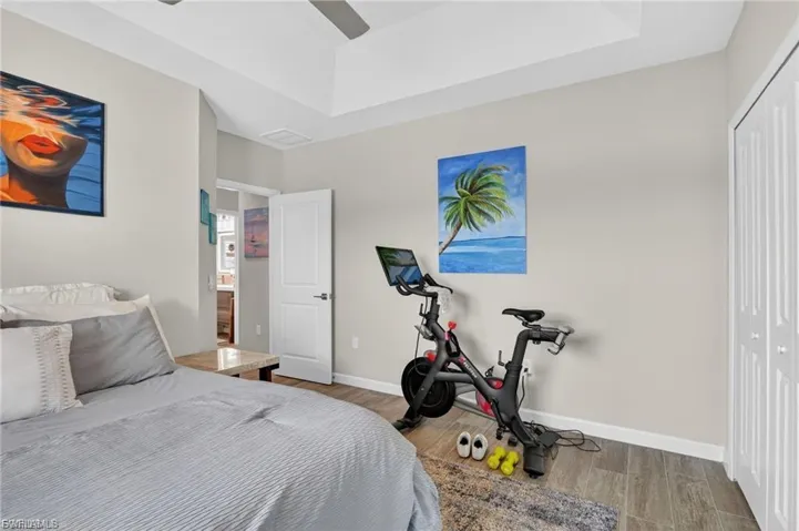 Guest Bedroom #1