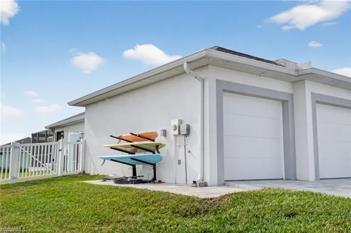 230 Ne 18th St, Cape Coral, Florida 33909
