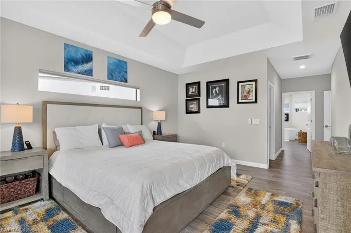 230 Ne 18th St, Cape Coral, Florida 33909