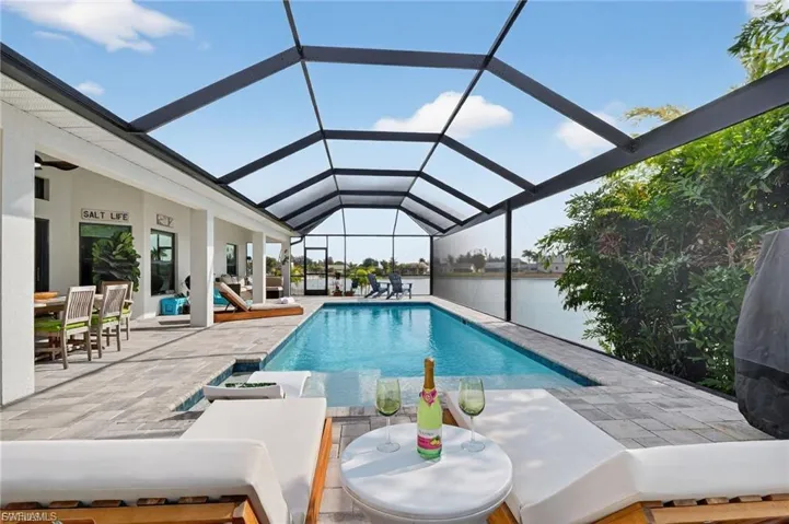 230 Ne 18th St, Cape Coral, Florida 33909