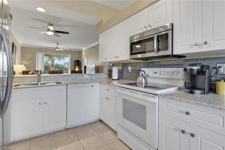 Updated kitchen - beautiful!