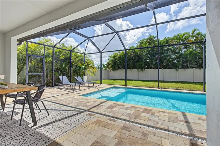 1212 Sw 38th St, Cape Coral, Florida 33914