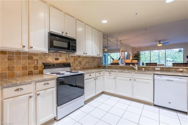 3538 Haldeman Creek DR # 113, NAPLES FL 34112