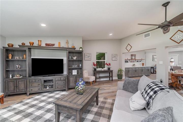 1701 SE Townsend AVE, ARCADIA FL 34266