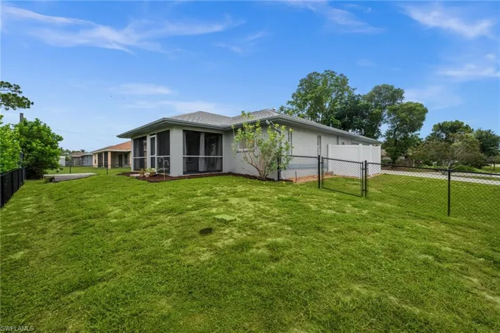 17448 Arizona Rd, Fort Myers, Florida 33967