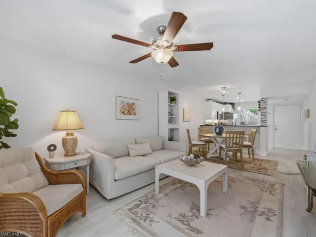 1901  Courtyard  WAY, Naples, FL 34112