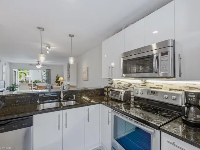 1901  Courtyard  WAY, Naples, FL 34112