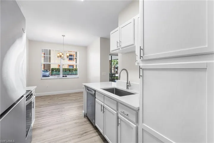 7915  Preserve  CIR, Naples, FL 34119