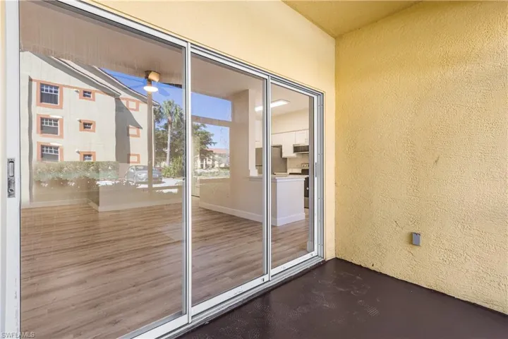 7915  Preserve  CIR, Naples, FL 34119