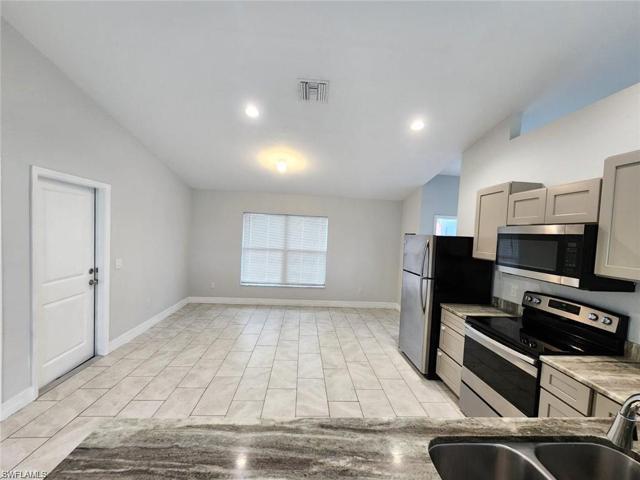 1616 NW 31st PL, CAPE CORAL FL 33993