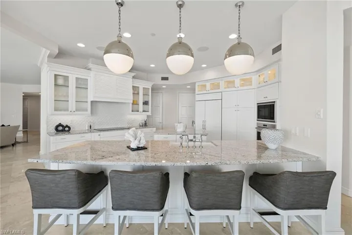 4151  Gulf Shore N BLVD, Naples, FL 34103