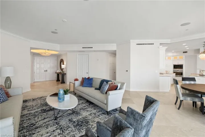 4151  Gulf Shore N BLVD, Naples, FL 34103