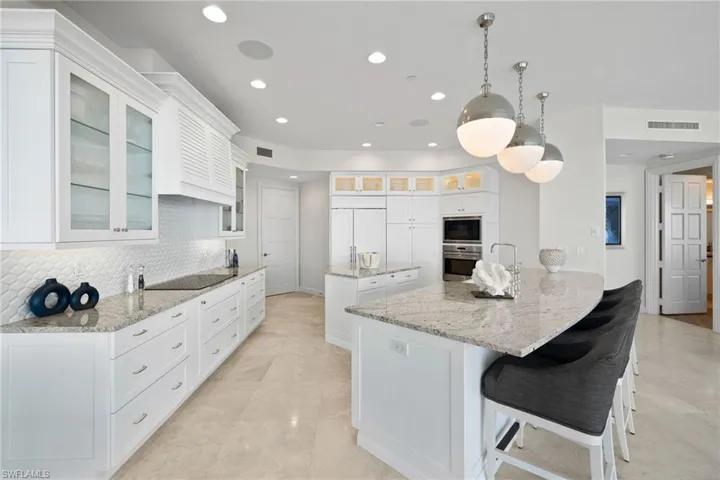 4151  Gulf Shore N BLVD, Naples, FL 34103