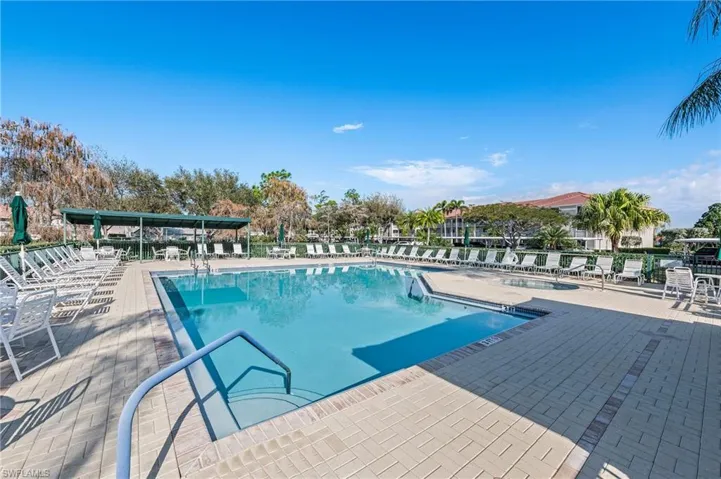 7065  Dennis  CIR, Naples, FL 34104