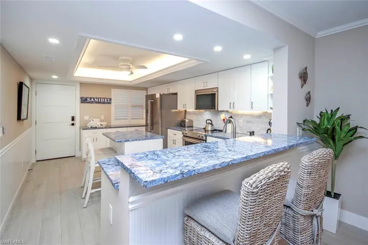 Breakfast Bar