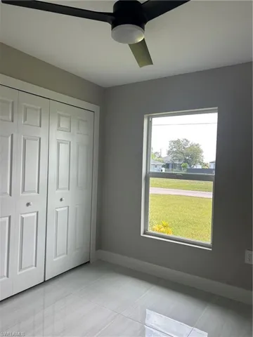 Modern ceiling fan with integrated lighting
