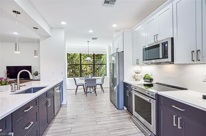 8832 Tropical CT, FORT MYERS FL 33908