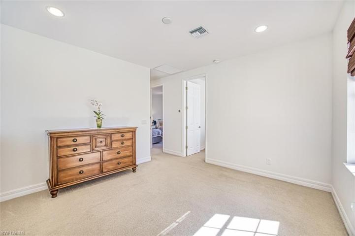 8832 Tropical CT, FORT MYERS FL 33908