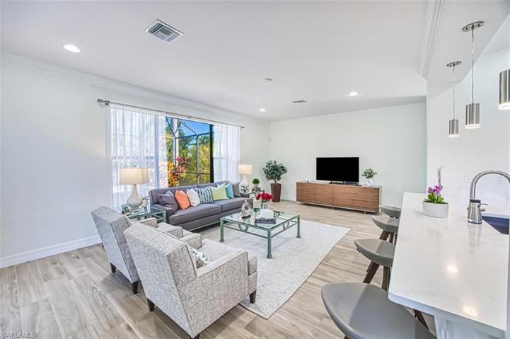 8832 Tropical CT, FORT MYERS FL 33908
