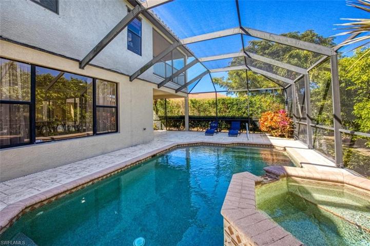 8832 Tropical CT, FORT MYERS FL 33908