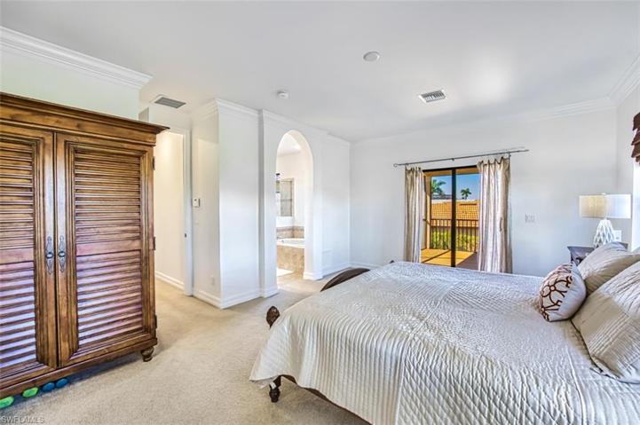 8832 Tropical CT, FORT MYERS FL 33908