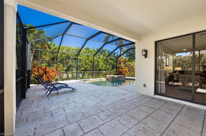 8832 Tropical CT, FORT MYERS FL 33908