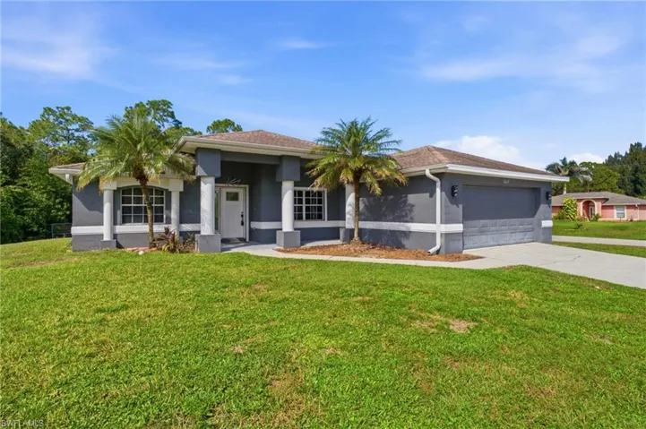 2017 Olsen Ln, Lehigh Acres, Florida 33972