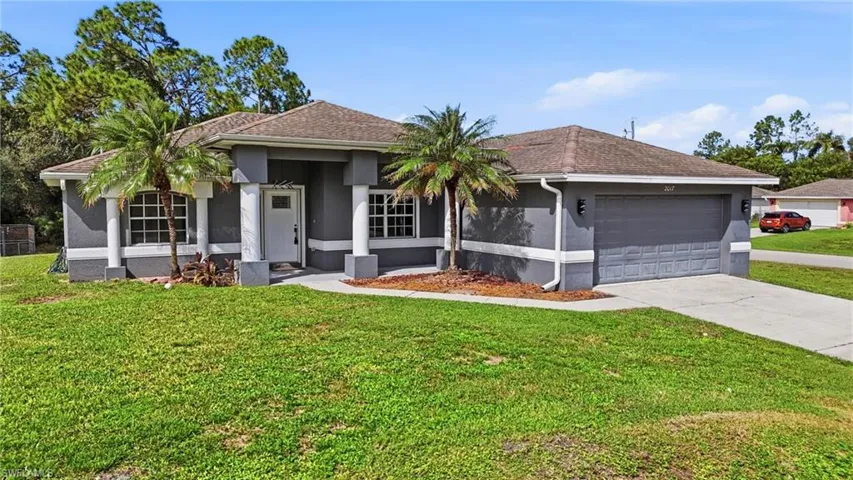 2017 Olsen Ln, Lehigh Acres, Florida 33972